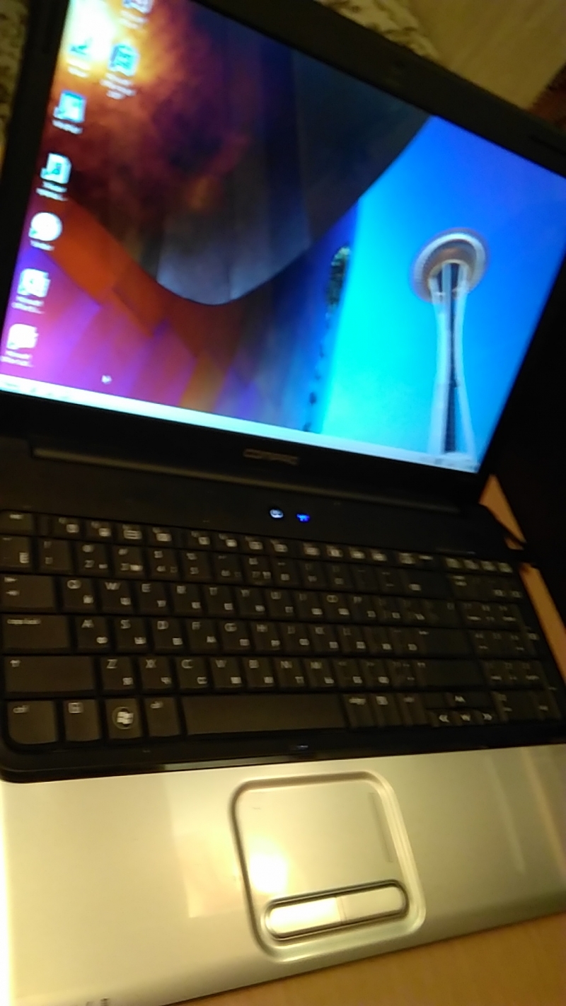 Ноутбук Compaq CQ61 2 ядра 2300 Mhz 0,8 Gb 150 hdd 15,6 dvd wi-fi camer