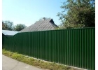 Заборы из профнастила. Строительство заборов из профнастила. Заборы из сетки